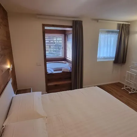 Miryam Ponte Di Legno